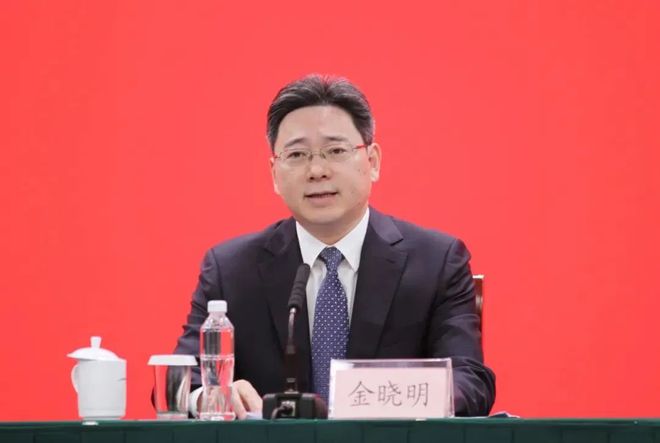 上海新領(lǐng)導(dǎo)，時代領(lǐng)航者閃耀魔都風(fēng)采