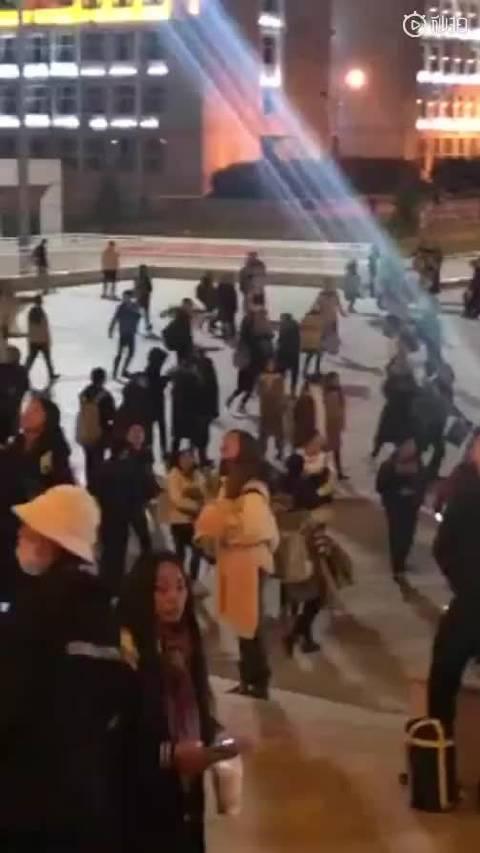 最新澡堂視頻，洗滌身心的自然美景之旅