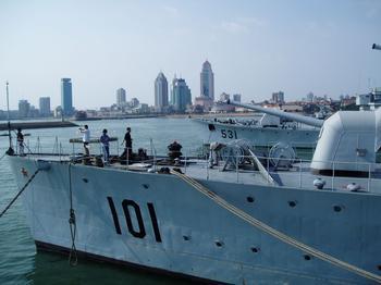 最新鞍山艦，高科技海洋巨擘，引領(lǐng)航海新時代